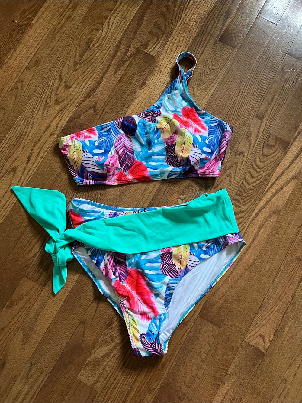 Amazon swimsuit NWOT XXL